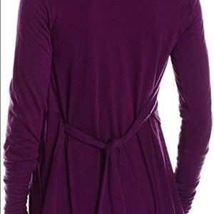 Icebreaker Merino bliss wrap.